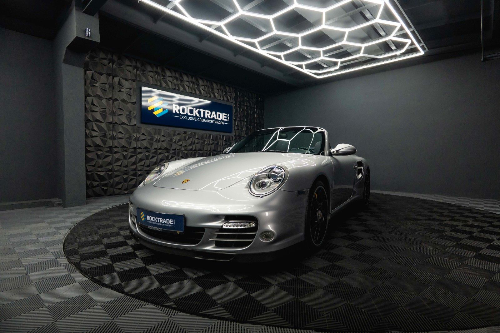 Porsche 997 911 Turbo S Cabrio PDK Keramik Unfallfrei