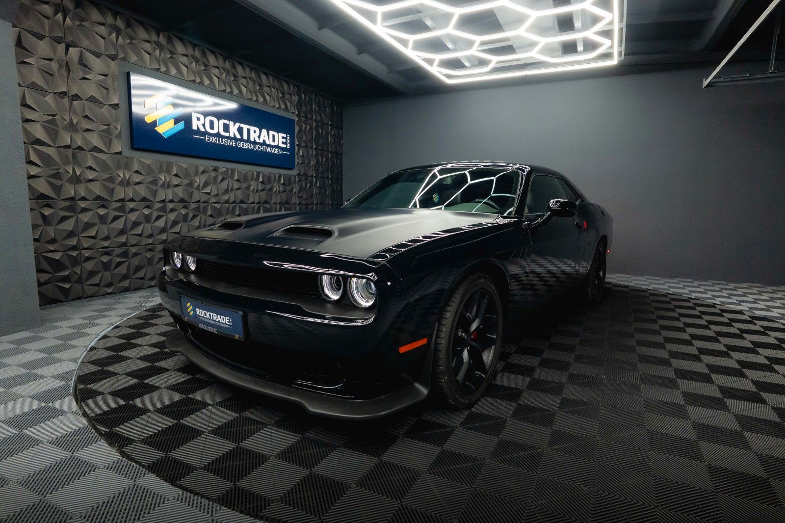 Dodge Challenger 5.7 V8 R/T SRT Performance SuperTrack