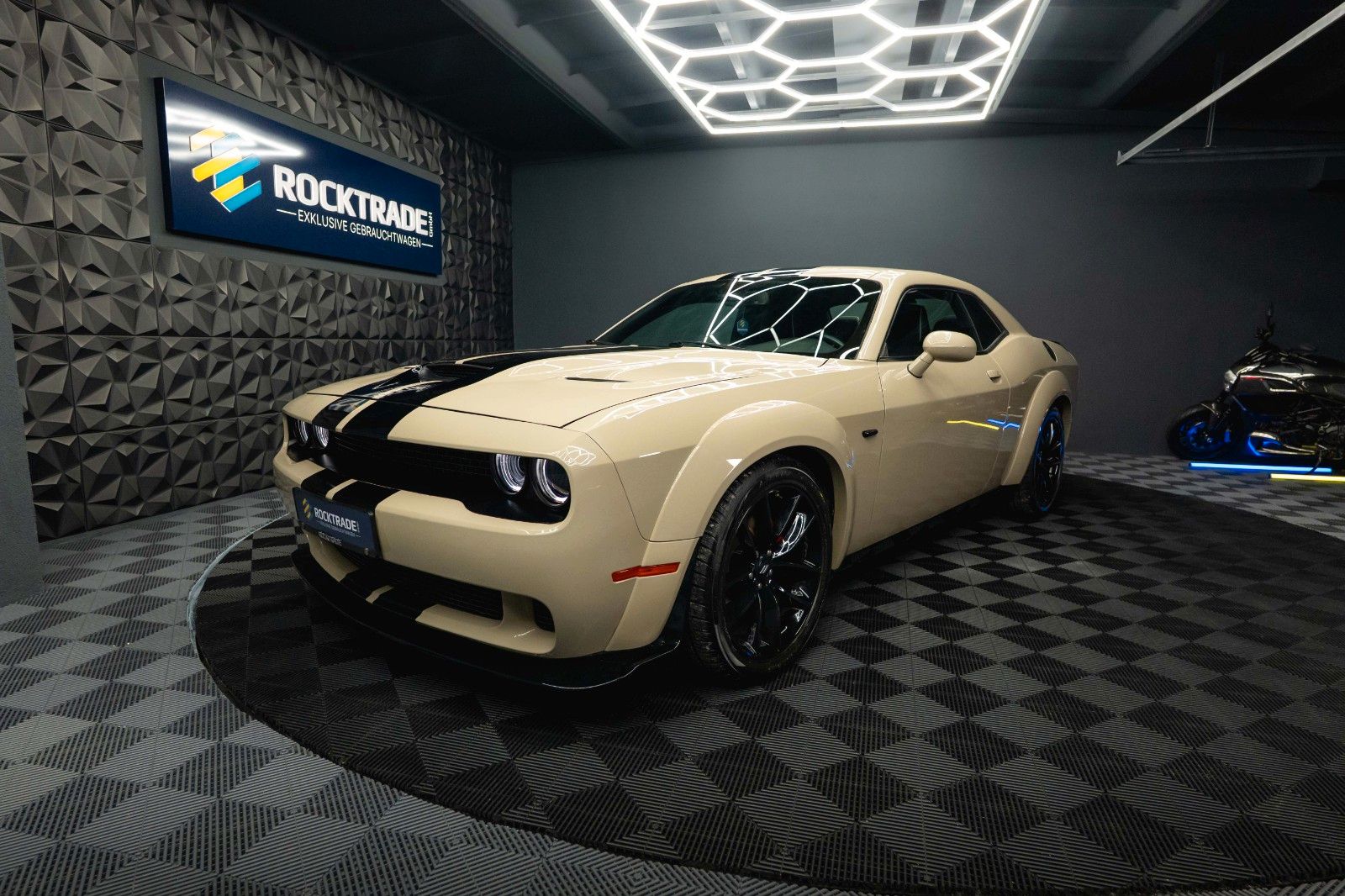Dodge Challenger 6.4 V8 SRT 392 R/T SCAT PACK WIDEBODY
