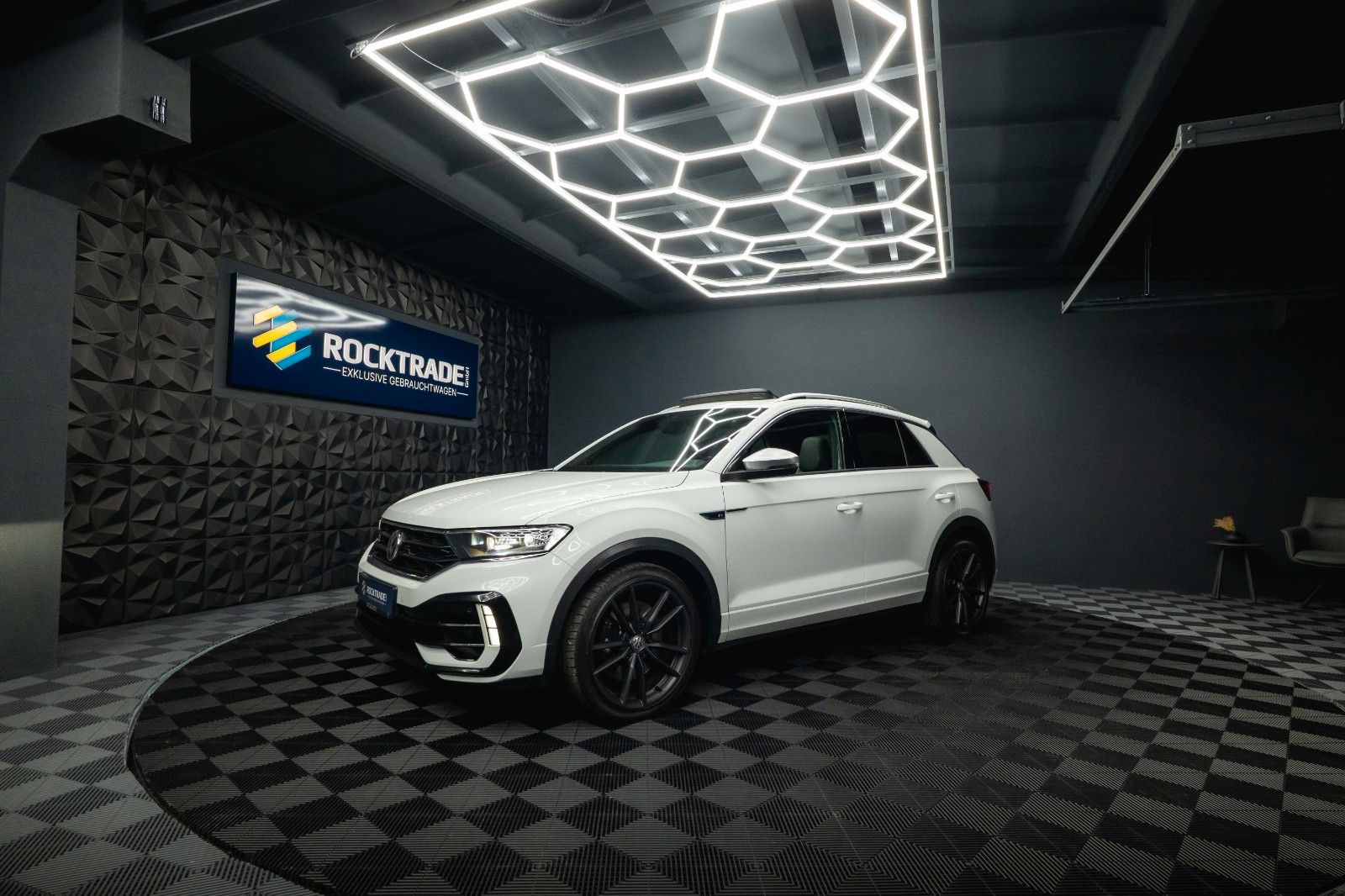 Volkswagen T-Roc R 4Motion Performance ACC DCC Pano LED