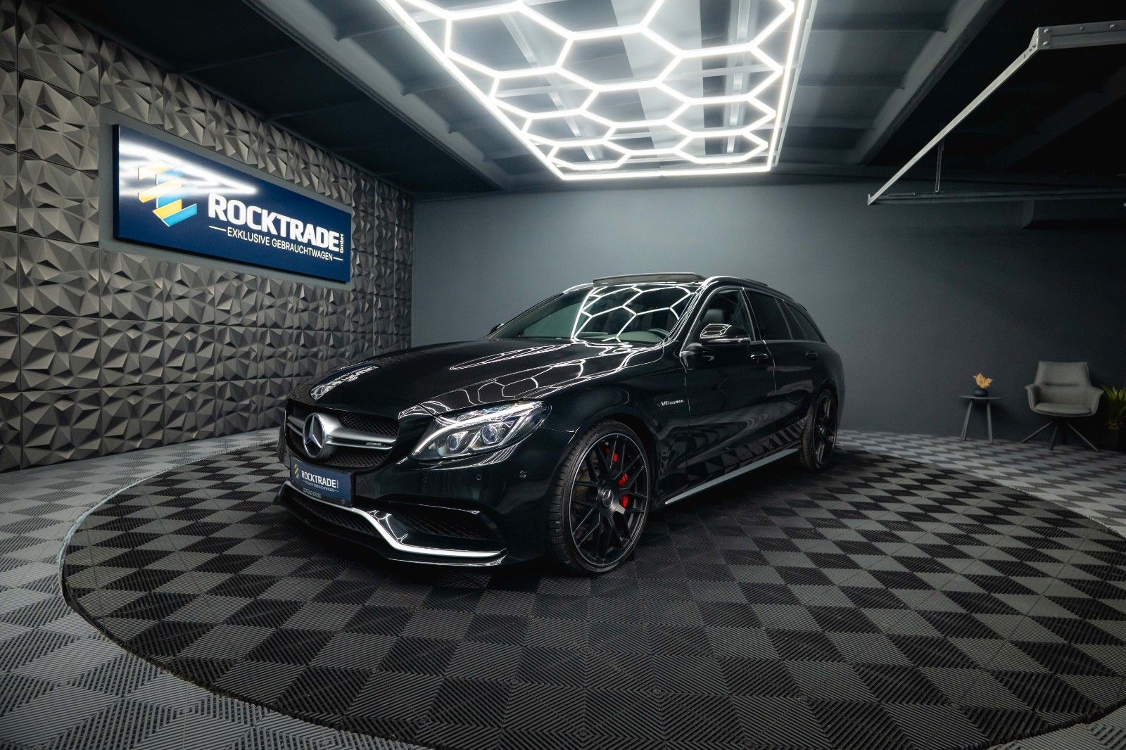 Mercedes-Benz C 63 S T AMG Performance Pano Burmester LED